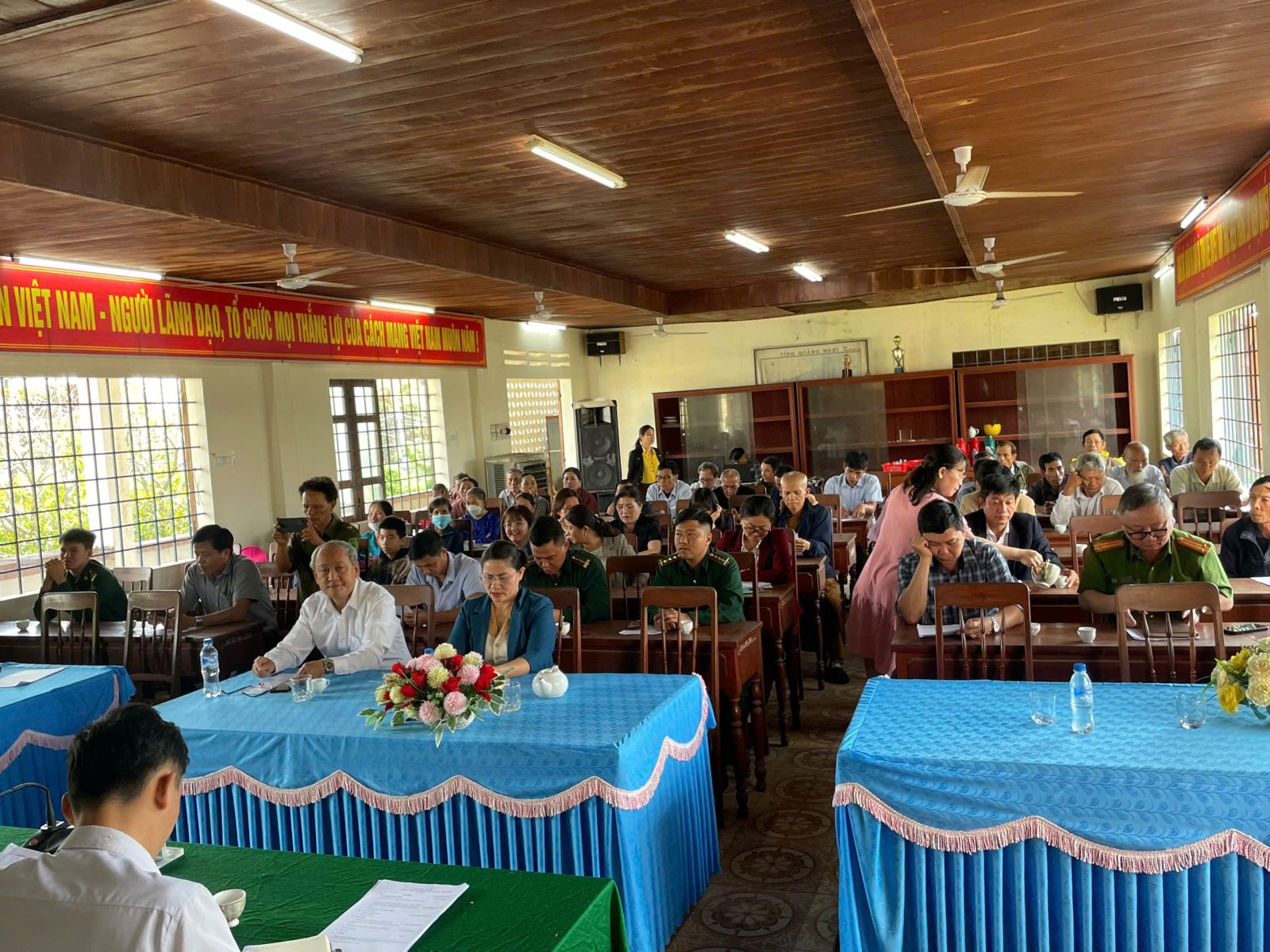 Quang cảnh Ngày hội